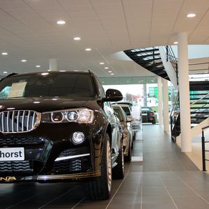 Für bessere Sicht auf die Autos soll künftig die neue LED-Beleuchtung im Schauraum sorgen.(Foto:  Walkenhorst Gruppe)