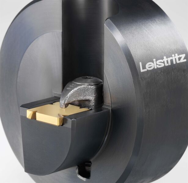 Der neuartige Rohrfaskopf von Leistritz erleichtert die Rohrendbearbeitung speziell von kleinen Rohrenden. Sein Einsatz soll dem Anwender die Fertigungskosten im Vergleich zu herkömmlichen Werkzeugen deutlich reduzieren. (Bild: Leistritz)