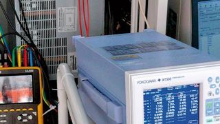 Messstation zur Erfassung des Energieverbrauchs an signifikanten Messstellen innerhalb der Schaltanlage. Bild: Fraunhofer IWU (Archiv: Vogel Business Media)