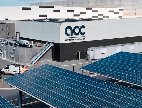 Kaiserslautern muss den Traum von der ACC-Batteriegroßfabrik beerdigen, denn das Gemeinschaftsunternehmen spricht dem Vorhaben inzwischen die Wirtschaftlichkeit ab ...(Bild:  ACC)