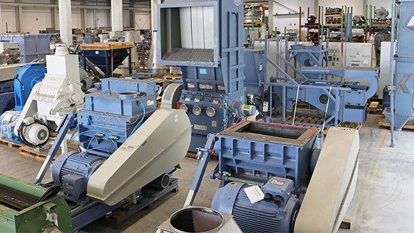 Portfolio an Gebrauchtmaschinen, von Schneidmühlen und Plastkompaktoren bis hin zu Shreddern, Feinmühlen zur Pulverisierung und Einzelkomponenten für Waschanlagen.(Bild:  Herbold Meckesheim)
