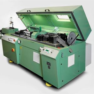 Mit der Precisioncut MJC9 bietet Jouhsen-Bündgens Drahtverarbeitern ein Maschinenkonzept speziell für präzise Kurzabschnitte mit hohem Output: Bis zu 600 Teile mit Längen von 1,5 × d bis 70 mm Länge können pro Minute damit gefertigt werden, wie es heißt.