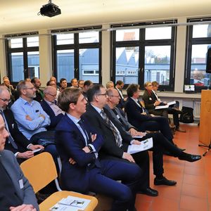 Rund 90 Teilnehmer des neunten Klimadialogs der Region Mainfranken diskutierten am 12. Dezember über die Mobilität von morgen. 