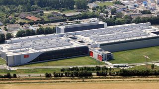 Das neue Großgetriebewerk am Standort Bruchsal  (Bild: SEW-Eurodrive)