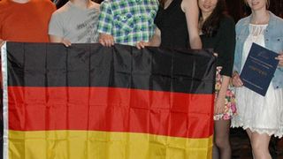 Deutsche Studenten belegen erste Plätze beim internationalen Wettbewerb iCan 2013 in Barcelona. (Bild: VDE)