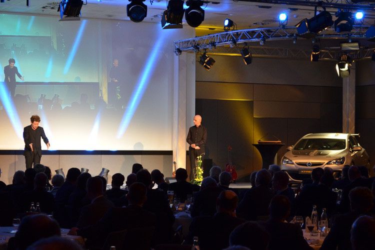 Ein Kabarett-Duo rundete das Programm ab.  (Foto: Rehberg)