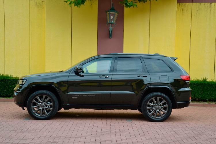 Seit über 20 Jahren ist der Grand Cherokee das Flaggschiff der Marke Jeep – mittlerweile in der vierten Generation. (Michel / »kfz-betrieb«)