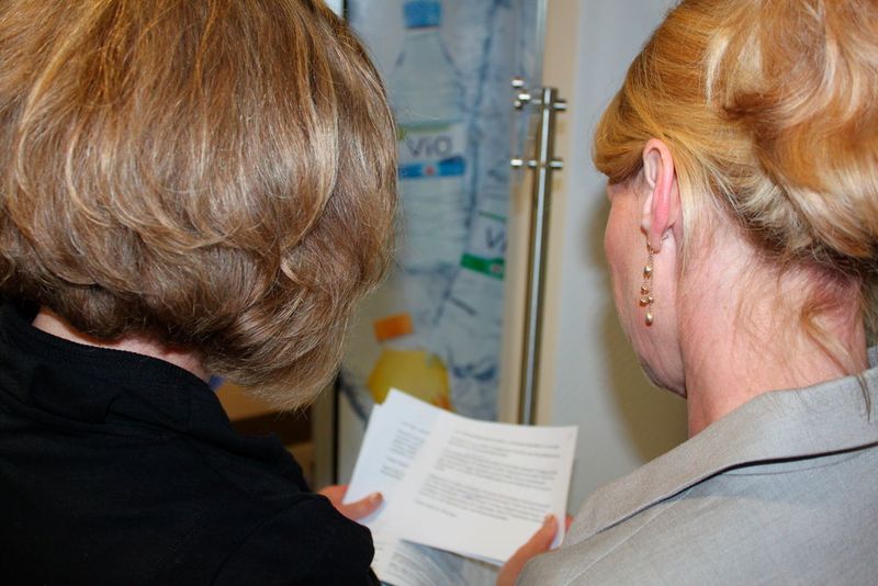 Aussteller vor Ort präsentierten ihre Lösungen zum Leichtbau und diskutierten mit den Experten die neusten Entwicklungen. (V. Siegl/konstruktionspraxis)