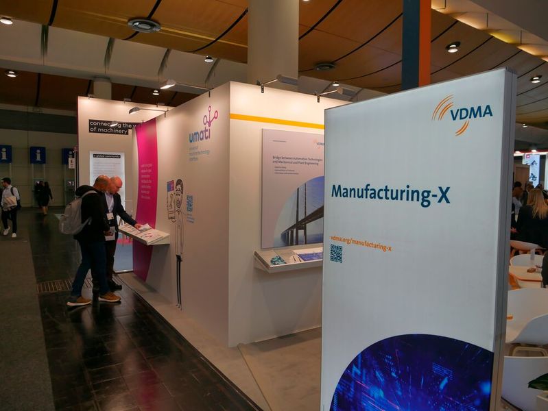 Zu den Schwerpunkten der Messe gehörte auch die Initiative Manufacturing-X, mit der ein Datenökosystem für die Fertigung entstehen soll.  (Bild: Sandro Kipar/VCG)