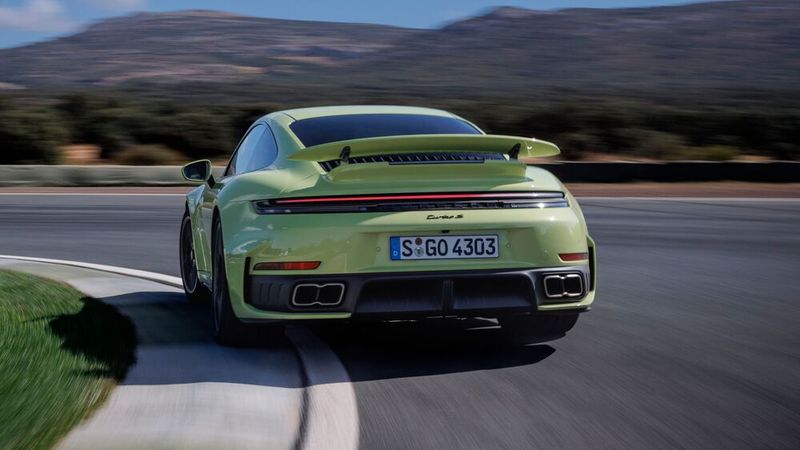 Porsche bezeichnet den Turbo S als „souveränen Alleskönner“. (Bild: Porsche)