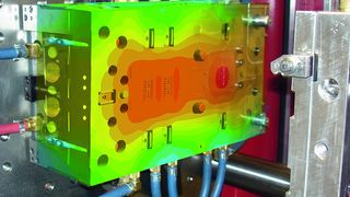 Virtual Molding mit Sigmasoft bildet den Spritzgießprozess mit allen relevanten Faktoren über mehrere Zyklen ab und spart damit Optimierungsschleifen an der Maschine ein. (Bild: Sigma Engineering)