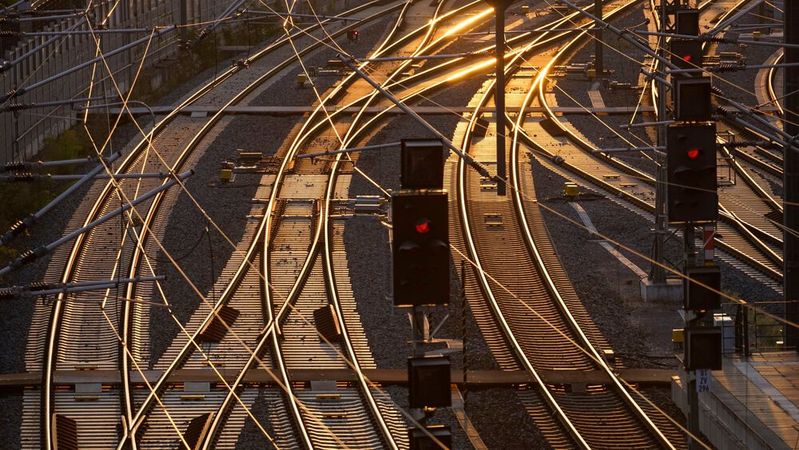 Mitte 2024 soll die Generalsanierung der Strecke Frankfurt/Main-Mannheim beginnen. Mitte 2024 soll die Generalsanierung der Strecke Frankfurt/Main-Mannheim beginnen.