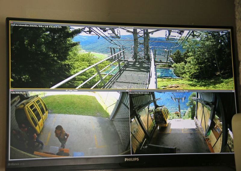 Zur Sicherheit des Seilbahnbetriebs trägt auch moderne Kameratechnik auf allen Stationen bei. (Bild: Klaus Vollrath)