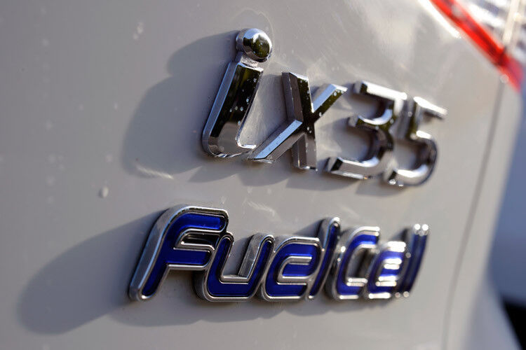 Lediglich der Schriftzug am Heck weist auf die Brennstoffzelle hin. (Foto: Hyundai)