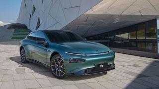 EInes der ersten Xpeng-Modelle in Deutschland ist die Limousine P7. (Bild: Xpeng)