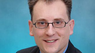 „Unsere Stärke ist die hohe Themenvielfalt und Interdisziplinarität. Es ist keine toxikologische Tagung, eher ein kleiner Lebensmittelchemikertag“, sagt Dr. Sascha Rohn, TU Berlin und Vorsitzender des Regionalverbands Nord-Ost, über die gemeinsame Arbeitstagung 2009.  (Bild: privat)