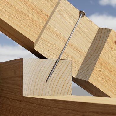 T-Fast Plus ermöglicht ein besonderes Verarbeitungserlebnis: Schnelles Spitzengreifen, einfache Schraubenkontrolle sowie ein deutlich reduziertes Holzspleißen. (Bild: Ejot)