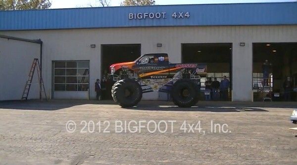 Der Bigfoot 20: der weltweit erste Monstertruck mit Elektroantrieb macht mit über 260 kW und 1100 Nm Autos umweltschonend platt (Bild: Bigfoot 4x4 Inc.)