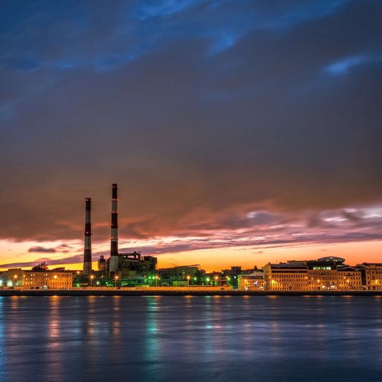 In industriellen Großanlagen ist es notwendig, die Stoffströme permanent zu überwachen. Die Bestimmung des TOC ist hier ein wichtiger Parameter. In industriellen Großanlagen ist es notwendig, die Stoffströme permanent zu überwachen. Die Bestimmung des TOC ist hier ein wichtiger Parameter.
