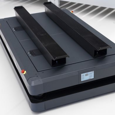 Smart, kompakt, kräftig: Miles ist der neue AMR der Zimmer Group - speziell auf die Bedürfnisse der Intralogistik zugeschnitten. (Bild: Zimmer Group)