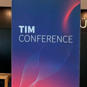 Gemeinsam mit 15 namenhaften Herstellern begrüßt TIM seine Partner. (Bild: TIM AG)