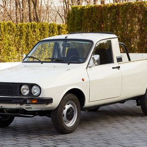Zu der 1300er-Baureihe gesellten sich auch der 1304 Pick-up (1983) und...(Bild:  Dacia)