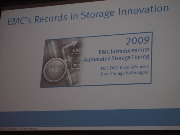Mit Fully Automated Storage Tiering (FAST) setzt EMC im Jahr 2009 eine Marke, die von allen großen Storage-Herstellern sehr schnell kopiert wurde. (Archiv: Vogel Business Media)