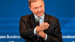 Bundesfinanzminister Christian Lindner (FDP) hat gestern die für die Pläne für die Steuerentlastungen dargelegt. Was sich erst recht gut anhört, ist für den deutschen Mittelstand nur mäßig durchdacht. Hier ein Statement des Bundesverbandes Der Mittelstand. BVMW. (Bild: Reuters)
