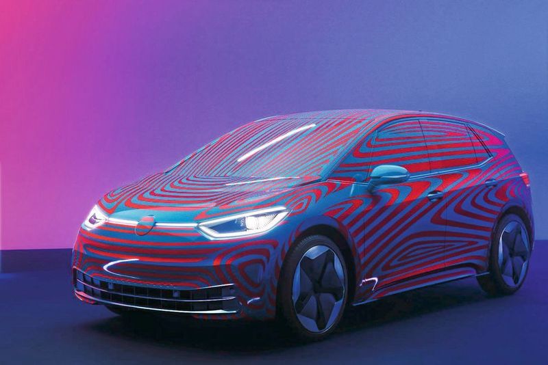 Selbst die teurere Erst-Edition des ID wird wohl bereits rund 5.000 Euro billiger sein als der Hauptwettbewerber von Tesla. (VW)