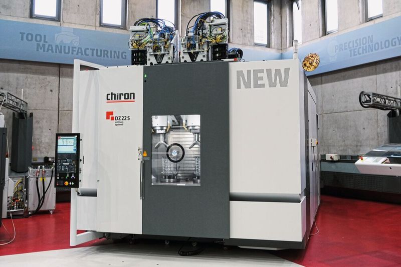 Für Schwerzerspaner, die fräsen und drehen: hochproduktive Komplettbearbeitung in der Heavy-Duty-Klasse – die neue DZ 22 S mill turn system 8. (Bild: Chiron)