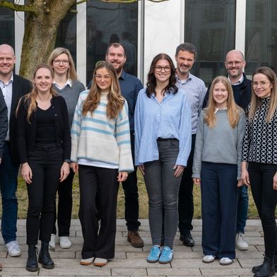 Projektteam GreenHET beim Kickoff-Termin am 6. Februar 2026 in Dortmund: Fraunhofer IML, Forschungszentrum Jülich GmbH, Franziskus Stiftung, Formitas AG, FACT GmbH; Encadi GmbH.

 (Bild: Fraunhofer IML, Frederic Eynck)