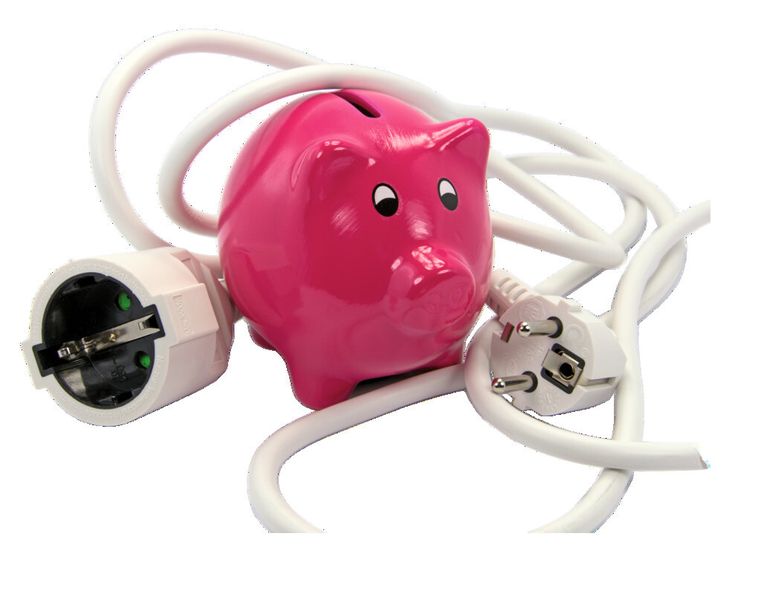 Den Energiekosten den Stecker ziehen - Bloß wie? Das Energy Excellence Forum weiß Rat! (© M. Schuppich - Fotolia)