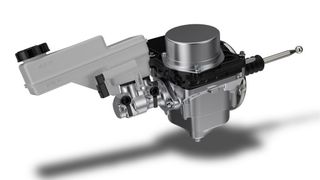 Der Electronic-Brake-Booster von TRW ist das neue Bremssystem für E-Fahrzeuge auf dem Ersatzteilmarkt. (Bild: ZF Friedrichshafen AG)