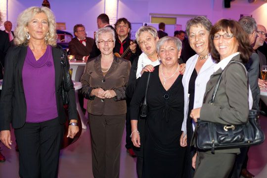 Die Mädels aus der Anzeigenabteilung haben Spaß. (VBM)