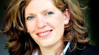 Anja Flossbach, Business Development Managerin bei Velox, weiß, worauf es bei der Materialauswahl für medizinische und pharmazeutische Anwendungen ankommt. (Velox)