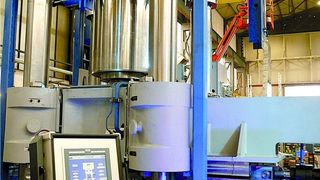 Bild 1: Power-Paket für große Aufgaben: die neue RPH-S-Schmiedepresse von Presstec, mit der jetzt Ringrohling- und Freiformschmieden – mit entsprechender Ausstattung – möglich ist.Bild: Kuhn (Archiv: Vogel Business Media)