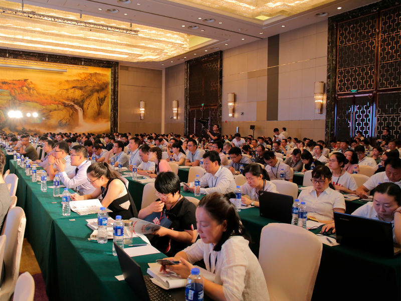 Von Jahr zu Jahr wächst das VPEIF in China. Mittlerweile ist es DAS Event für alle Pharma-Experten im Reich der Mitte. (PROCESS China)
