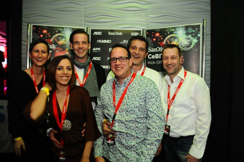 Das APC-Team (v.l.): Karin Hernik, Ceylan Aksit, Sebastian Thodam, Stefan Knerrich, Dieter Rahe und Karsten Sukic (IT-BUSINESS)