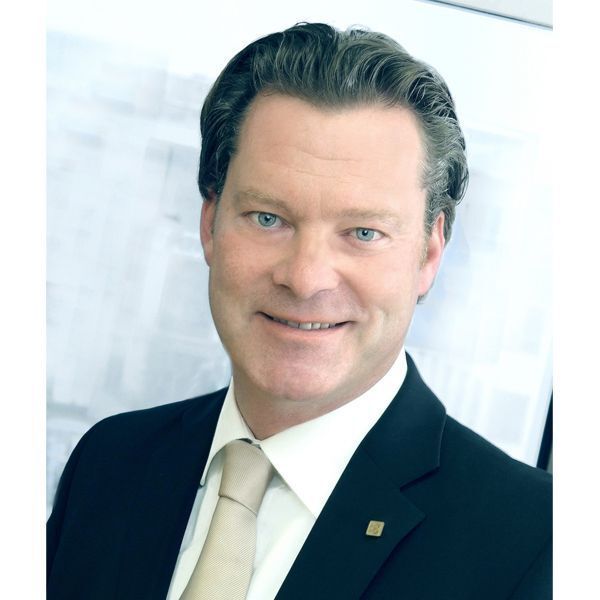 Stephen Schienbein ist als Senior Vertriebsleiter bei Kyocera Mita Deutschland für die Bereiche Distribution, E-Tail sowie Kooperationspartner Business und Systemintegratoren verantwortlich. Er hat zudem die Gesamtleitung des Vertriebsinnendiensts. (Archiv: Vogel Business Media)