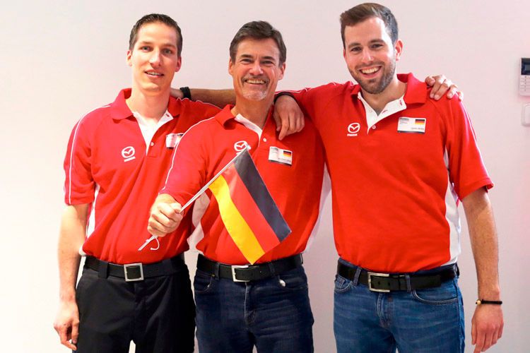 1. Platz: Team Deutschland mit Markus Mößner, Wolfgang Höher, Daniel Neises (Foto: Mazda)