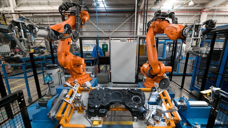 TI Automotive wird auf der IAA Mobility sein  zusammengeführtes Produktportfolio vorstellen. (Bild:  TI Automotive)