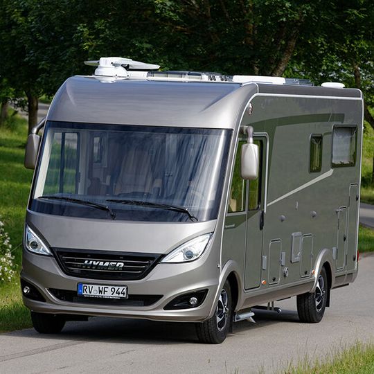 Für die B-Klasse DL 534 ruft der Hersteller Hymer mindestens 85.000 Euro ab. (Bild:  Hymer)
