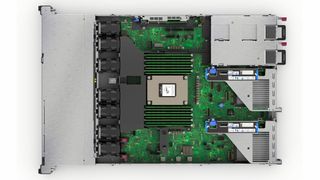 Die HPE-Server der Proliant RL Gen11 Familie sind vor allem für Service Provider und für Unternehmen bestimmt, die Cloud-native Anwendungen entwickeln. Die Geräte basieren auf den ARM-Prozessoren Altra und Altra Max von Ampere. (Bild: HPE)