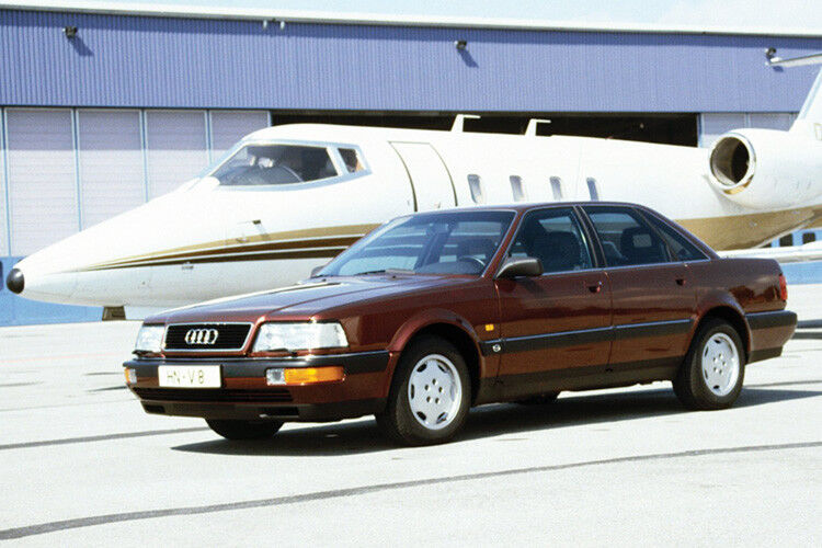 Nur fliegen ist schöner: der Audi V8 von 1988. (Foto: Audi)