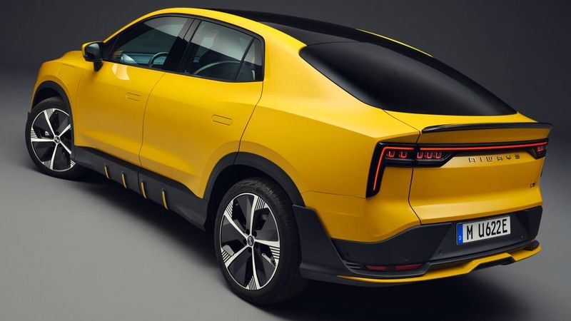 Mit einer Länge von 4,80 Metern übertrifft der U6 seinen Plattform-Bruder U5 um 12 Zentimeter. (Bild: Aiways)