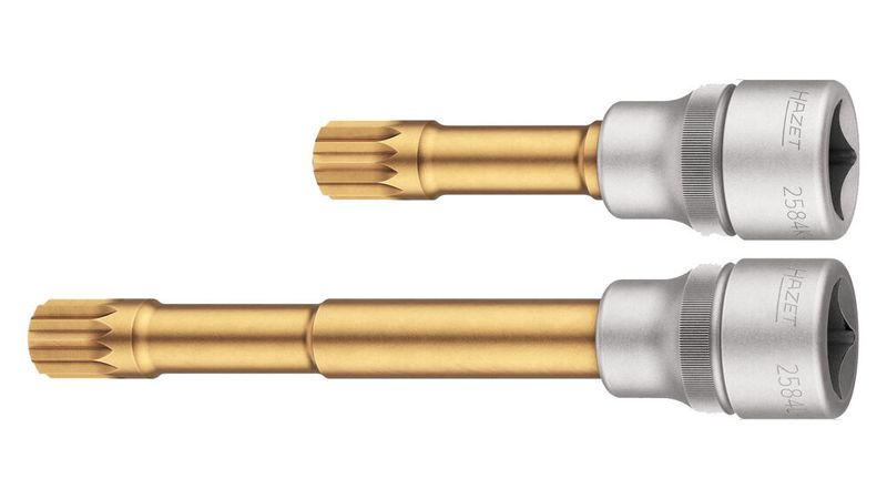 Der zweiteilige Steckschlüsselsatz für die Demontage von Radlagerverschraubungen oder der Steckwelle kostet netto 49 Euro.  (Bild: Hazet)