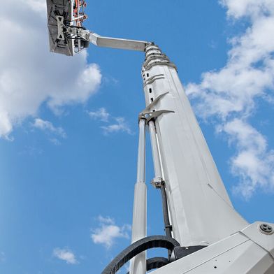 Steiger-brand truck-mounted aerial work platforms are the flagship product of the North Rhine-Westphalian manufacturer Ruthmann. (Image:Helu)