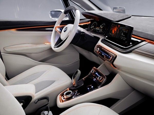 Der BMW Concept Active Tourer: ein Plug-In-Hybrid mit 140 kW Systemleistung (Bild: BMW)