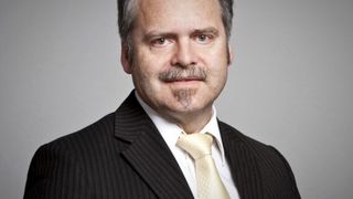 Norbert Frings: „Unser überdurchschnittliches Wachstum resultiert aus unserer logistisch perfekt umgesetzten Herstellungsstrategie, der Nutzung von Spitzentechnologien und konstanten Produktinnovationen.“ (Bild: REFUsol)