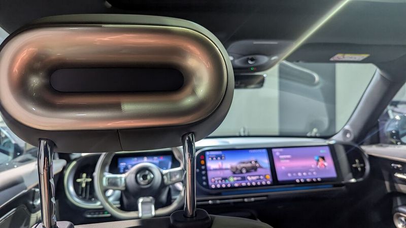 ... oder die ovalen Kopfstützen. (Bild: Simon – VCG)